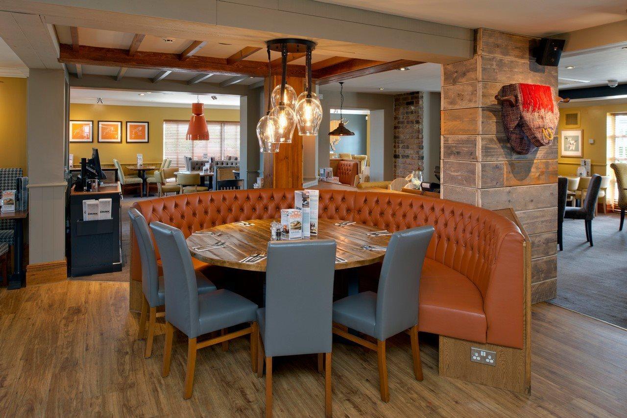 Premier Inn Фром Екстер'єр фото