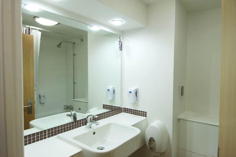 Premier Inn Фром Екстер'єр фото