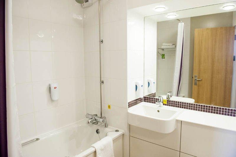 Premier Inn Фром Екстер'єр фото
